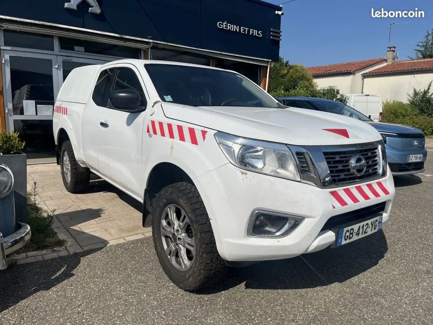 Nissan Navara (4) King-Cab 2.3 dCi 160 Visia Pack Blanc - 2