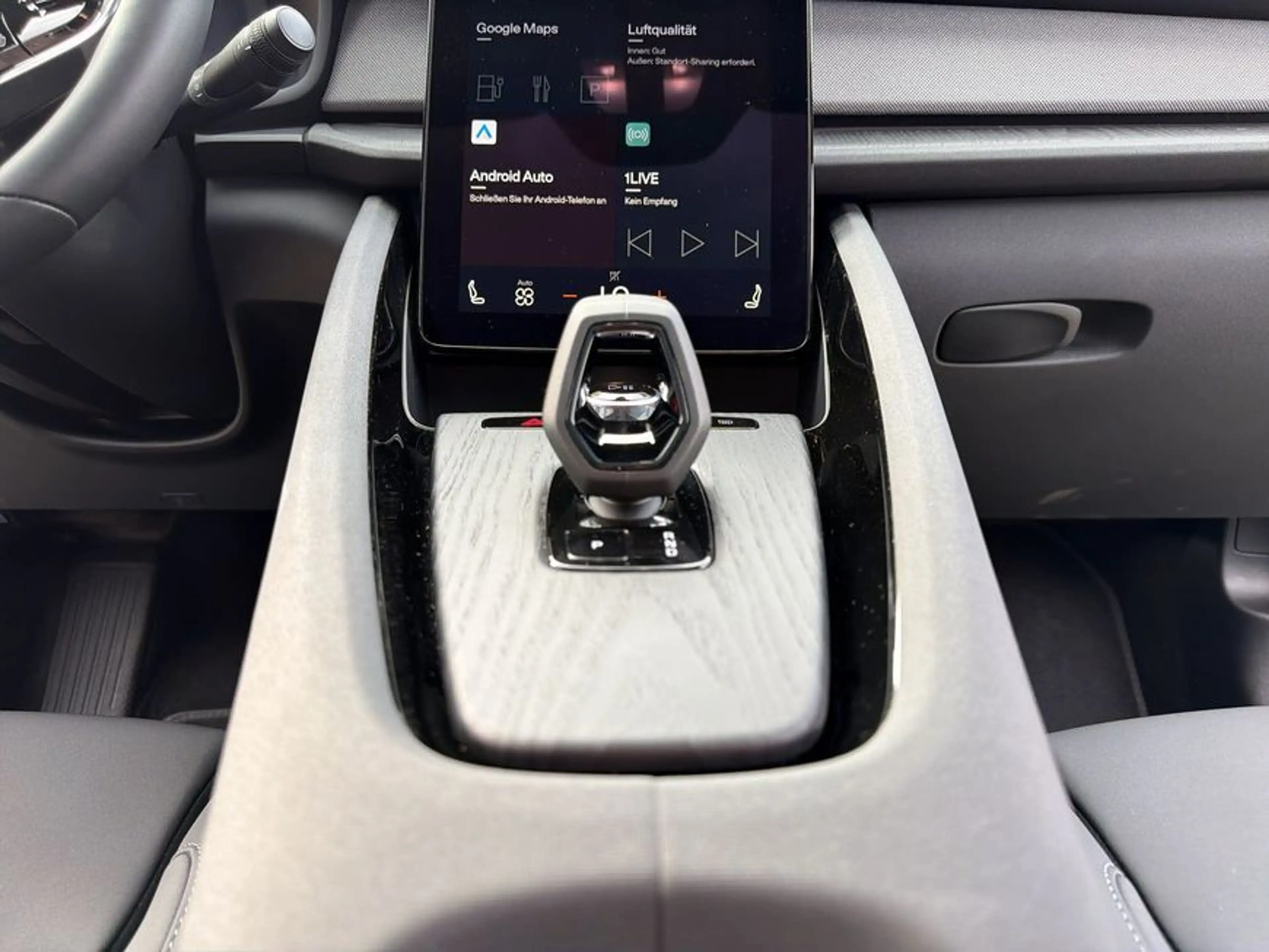 Polestar 2 Single Motor 82kWh Prime — photo 15