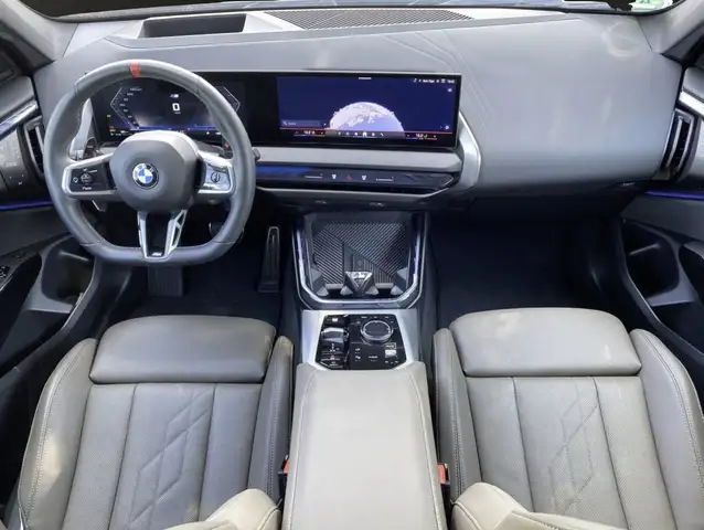 BMW X3 view 4