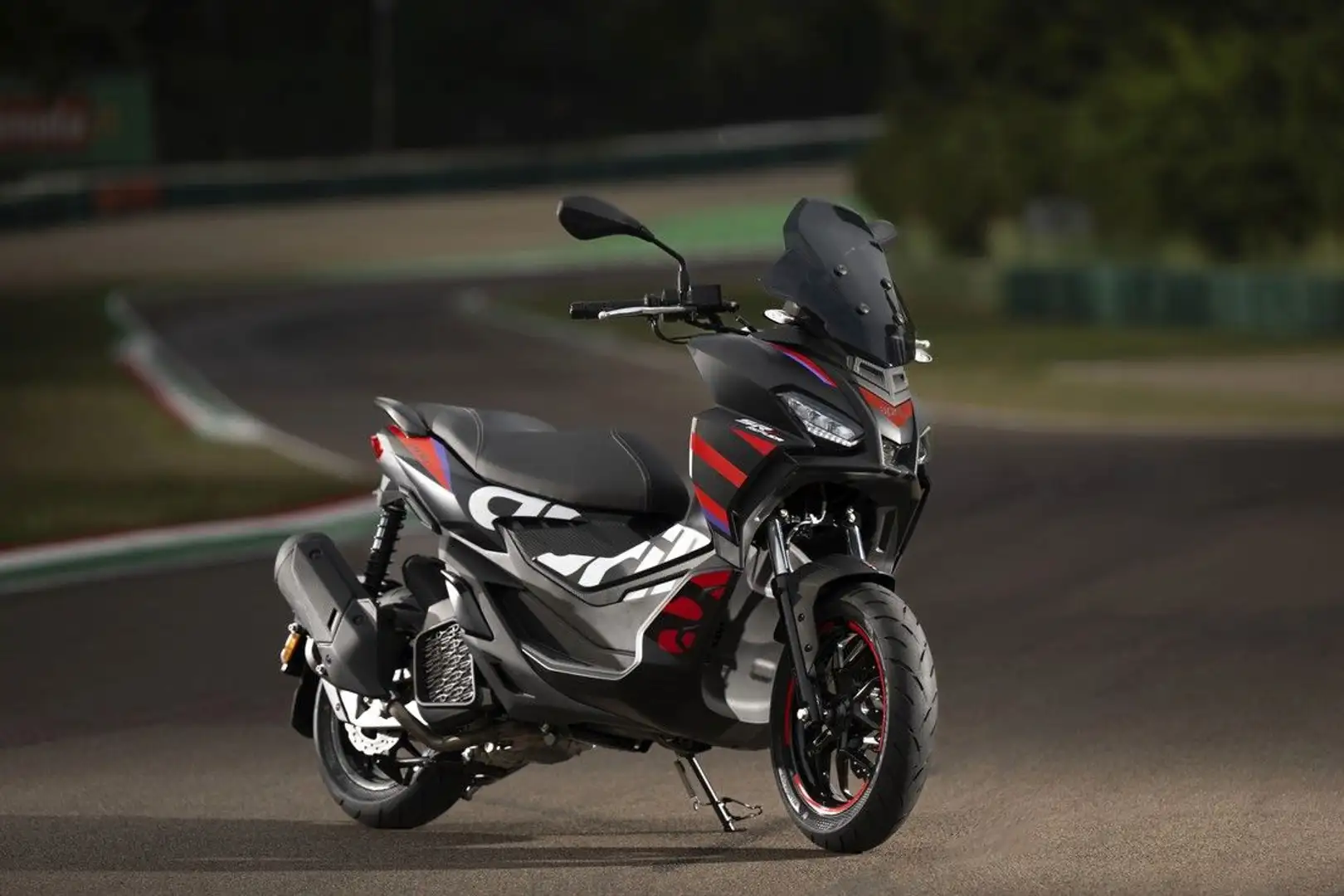 Aprilia SR GT 200 Replica ABS E5+ Aprilia Days Schwarz - 1