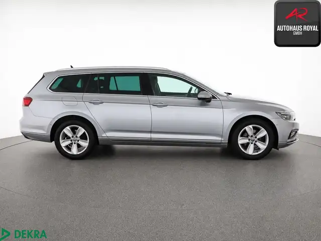 Volkswagen Passat view 6