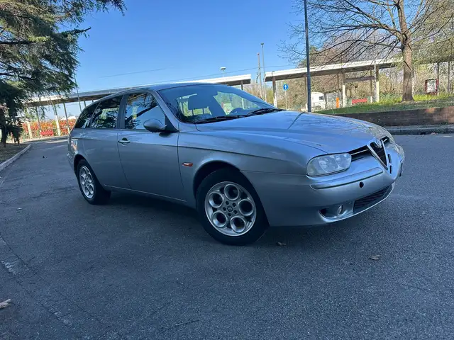 Alfa Romeo 156