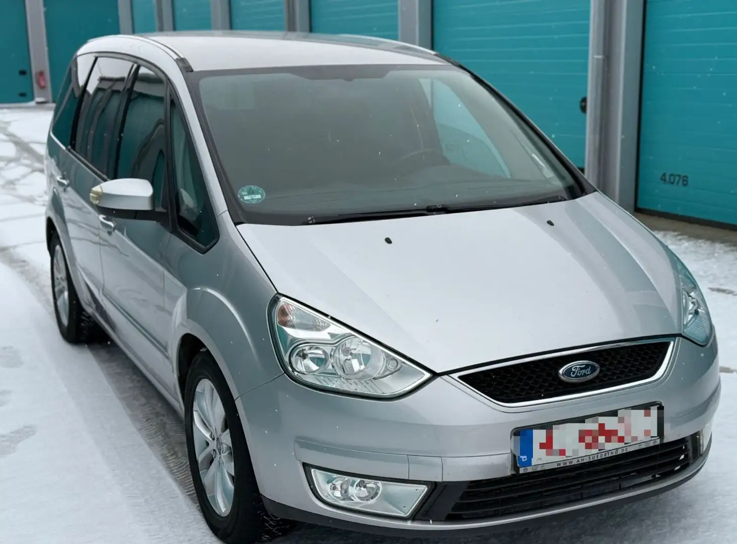 Ford Galaxy 2,0 TDCi 85kW DPF Trend Tüv 7 Sitzer Grau - 2