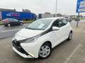 Toyota Aygo 1.0 VVT i x PLAY  69000 km garantie   euro 6b Blanc - thumbnail 3