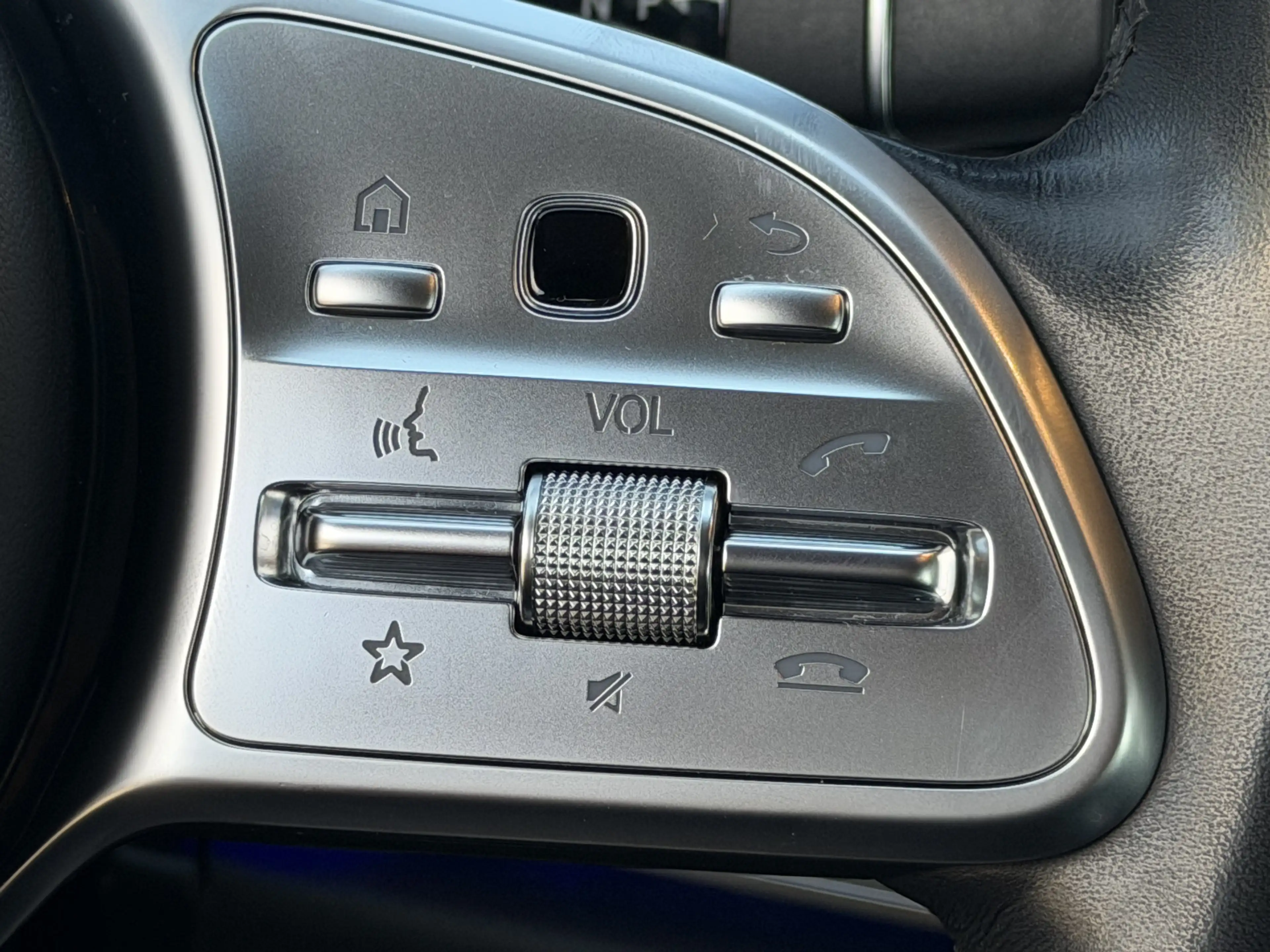 Mercedes-Benz CLS 220 d 9G-TRONIC Avantgarde | AHK | RFK — photo 11