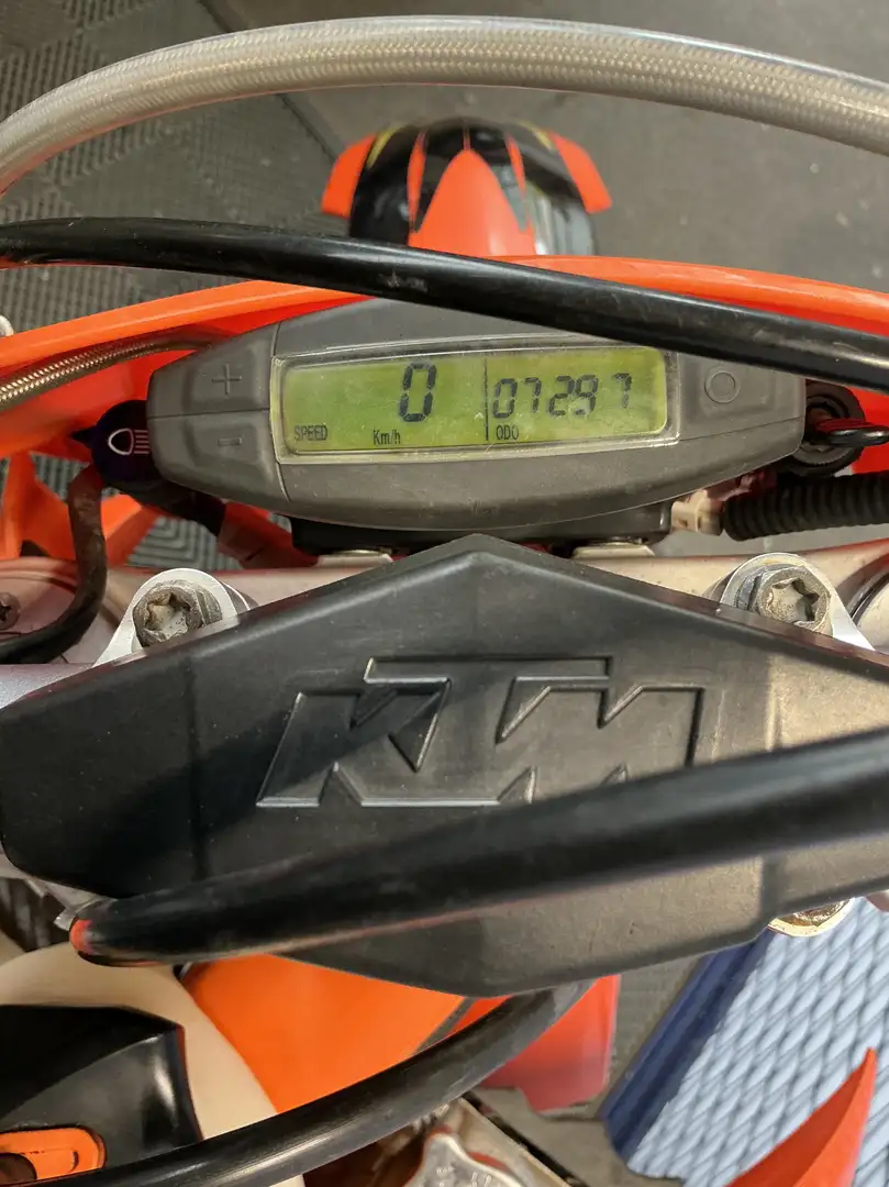 KTM 125 EXC Oranžová - 2