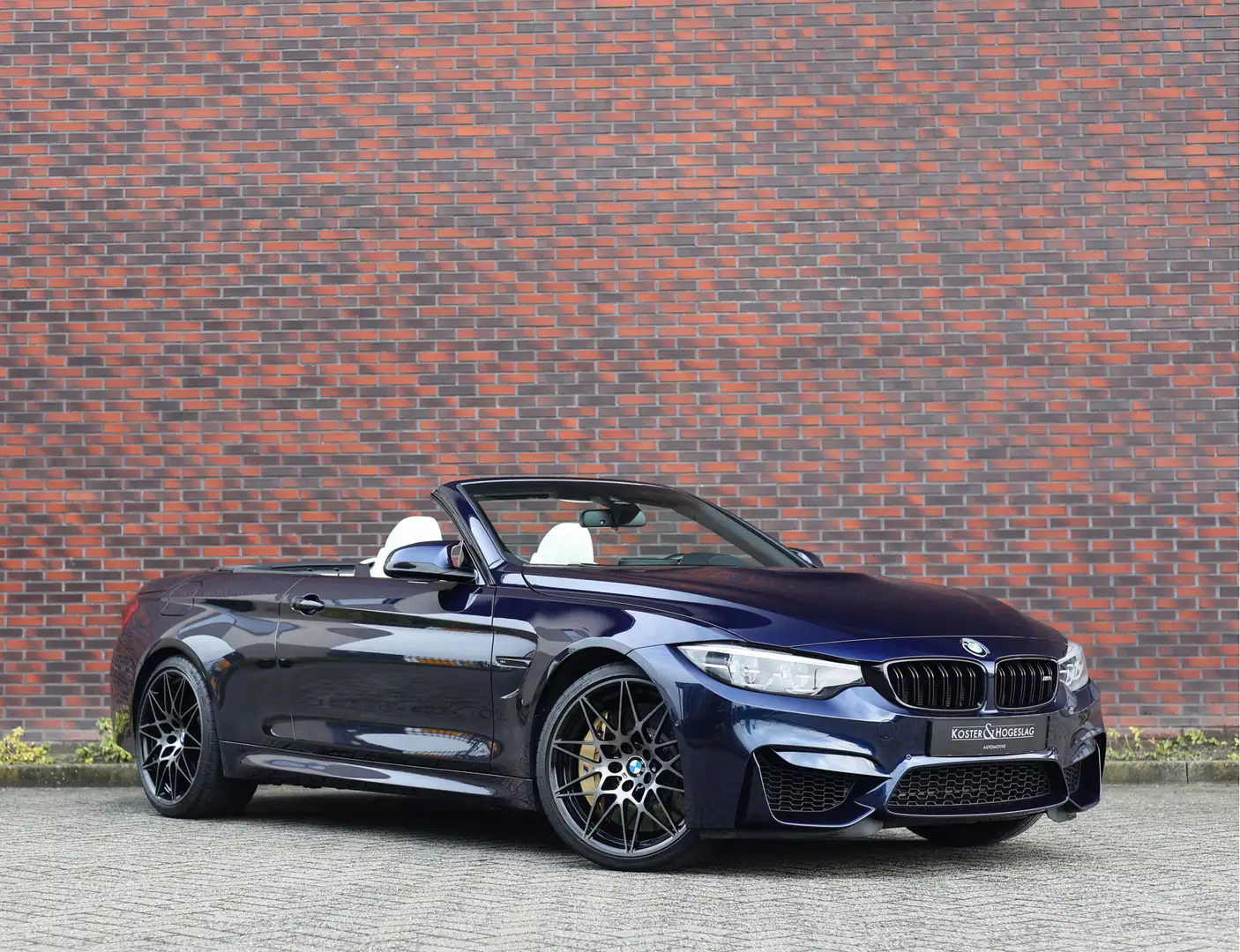 BMW M4 4-serie Cabrio | Drivers Pack - Airscarf - Dealer Bleu - 1