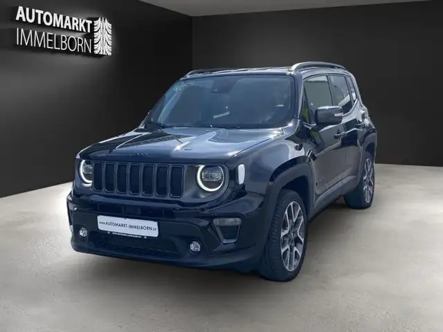 Jeep Renegade view 3