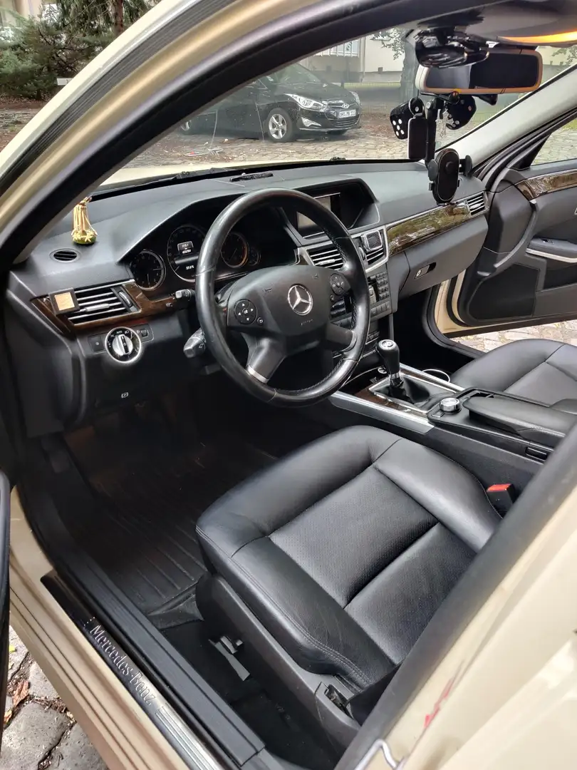 Mercedes-Benz E 200 E 200 CDI BlueEfficiency (212.205) Bej - 1