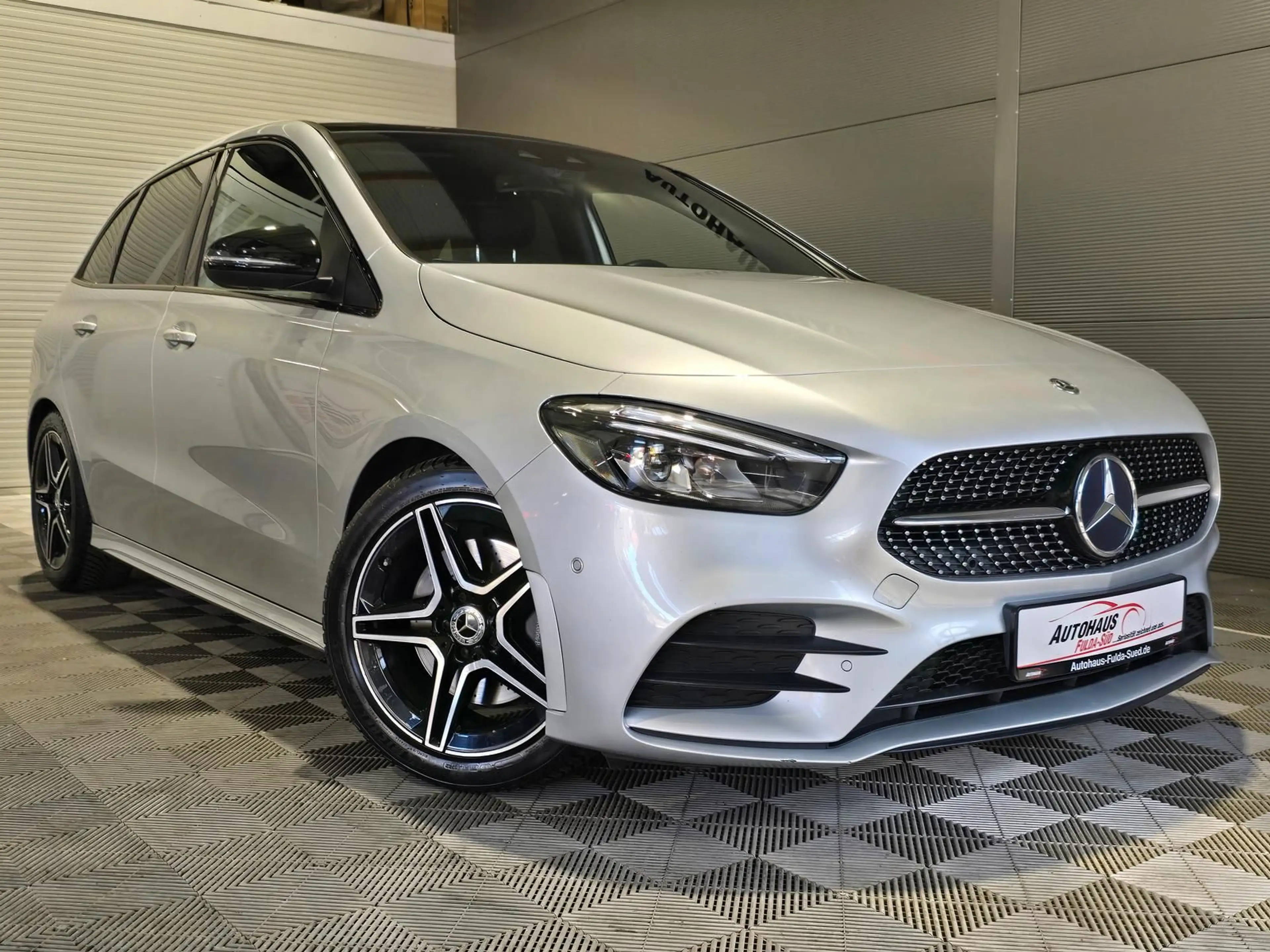 Mercedes-Benz B 220 4Matic AMG-Line°Pano°Stdhzg°TWA°Spur°RFK°B