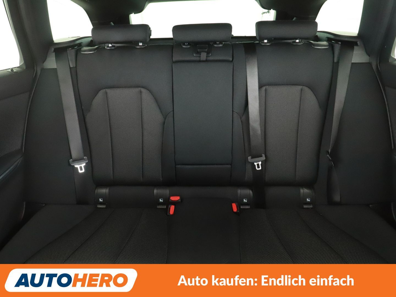 BMW 320 i  Aut.*NAVI*CAM*TEMPO*SHZ* — photo 15