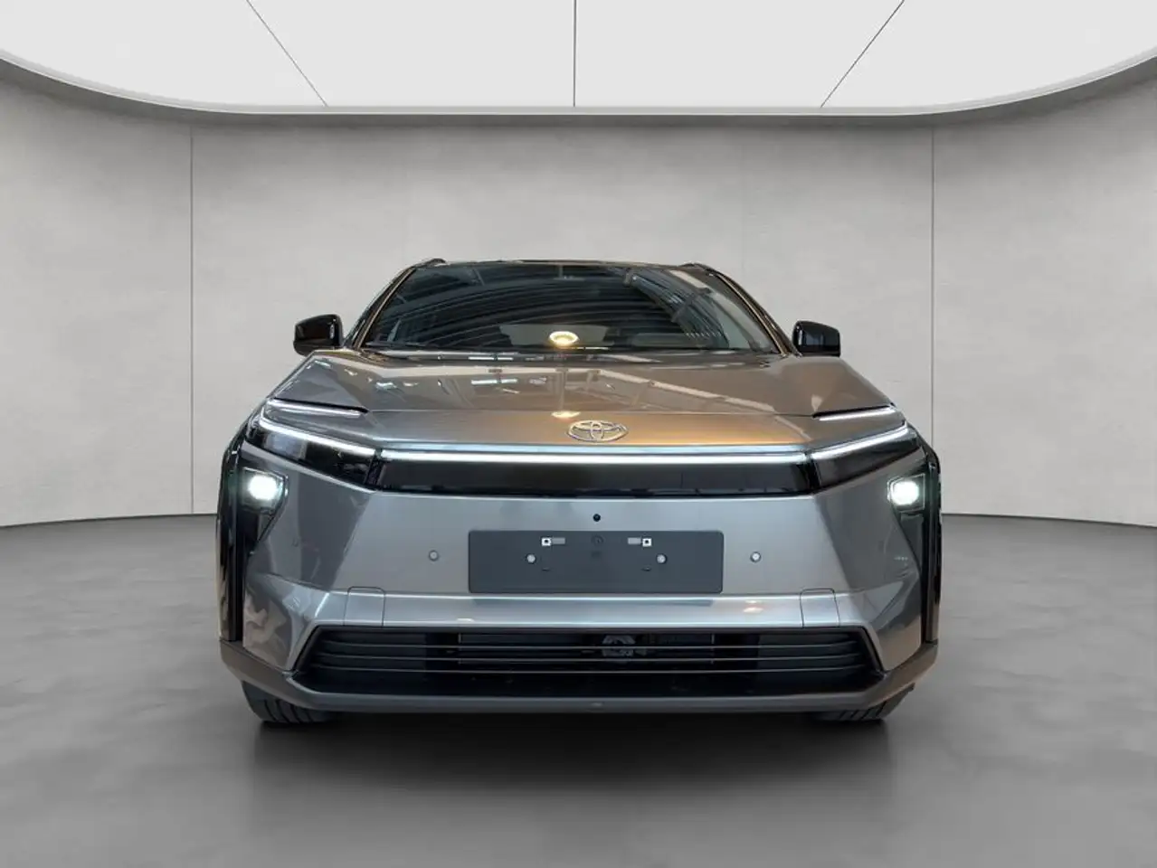 Toyota bZ4X Lounge AWD 9