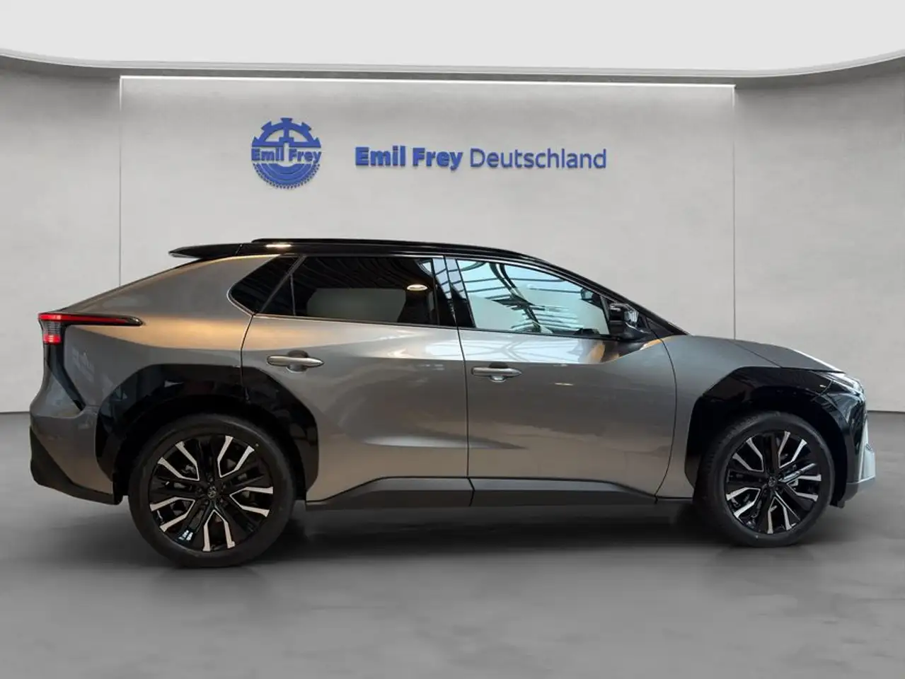 Toyota bZ4X Lounge AWD 7