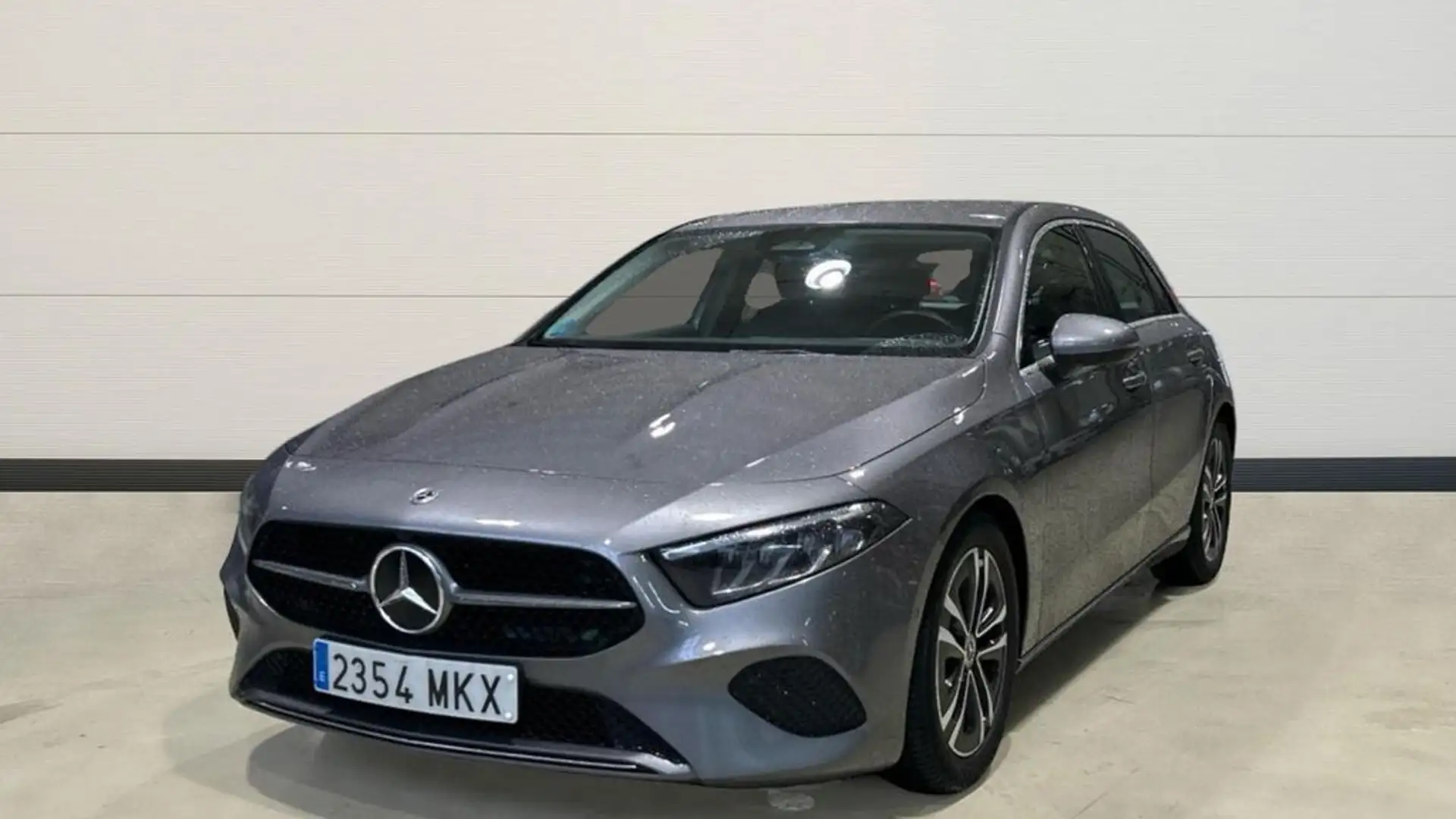 Mercedes-Benz A 220 1.3 180 MHEV DCT 136 5P Gris - 2