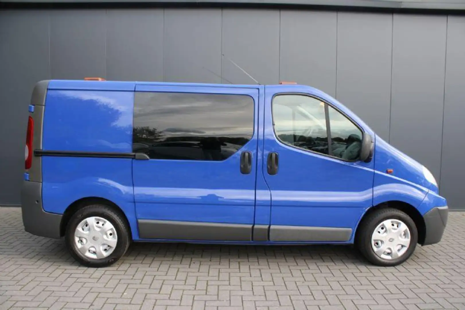 Renault Trafic 2.0 dCi T29 L1H1 - YOUNGTIMER - AIRCO - LAGE. KM. Blauw - 2