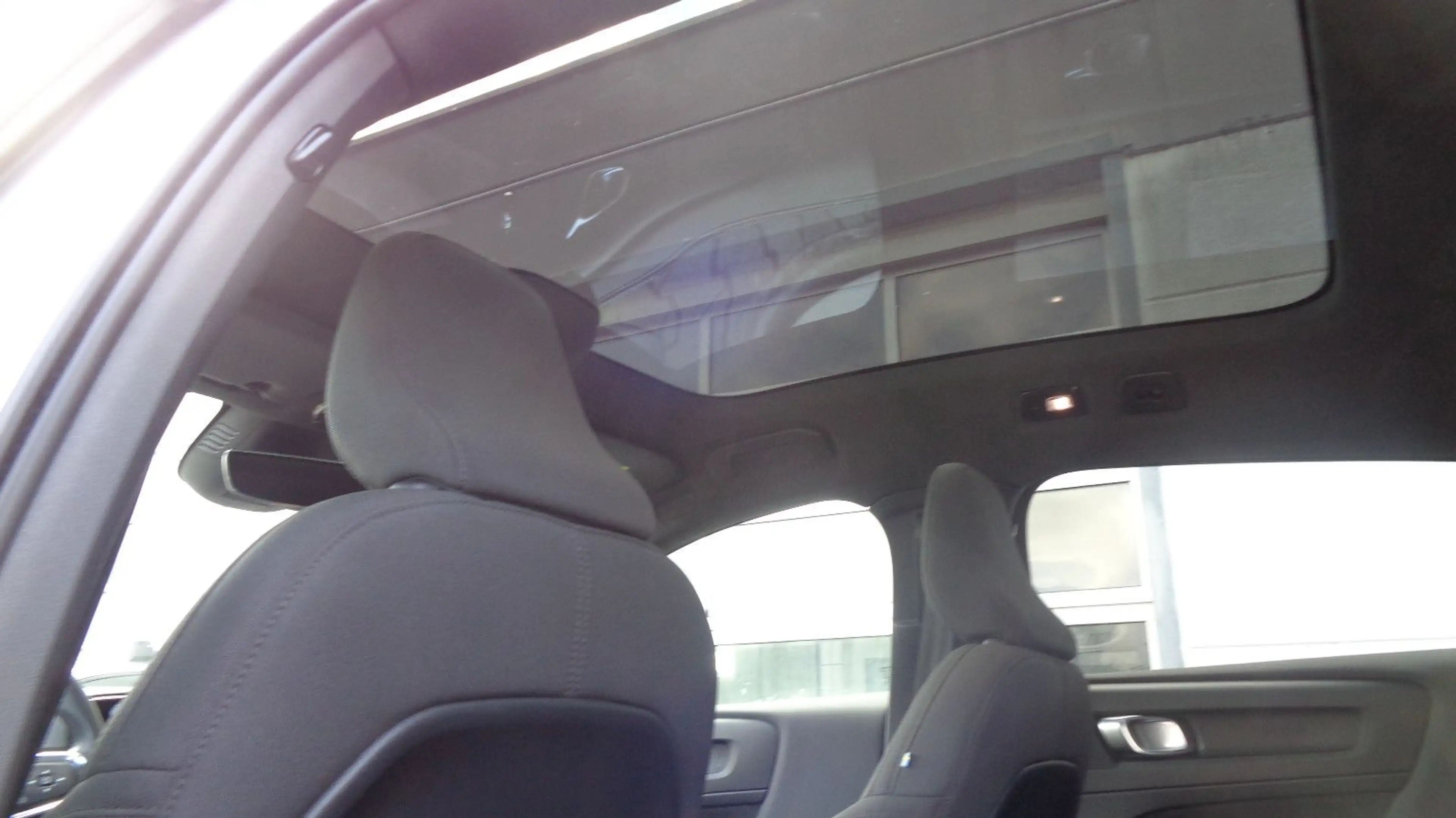 Volvo C40 Plus Recharge Pure Electric*PANO*ACC*BLIS — photo 8