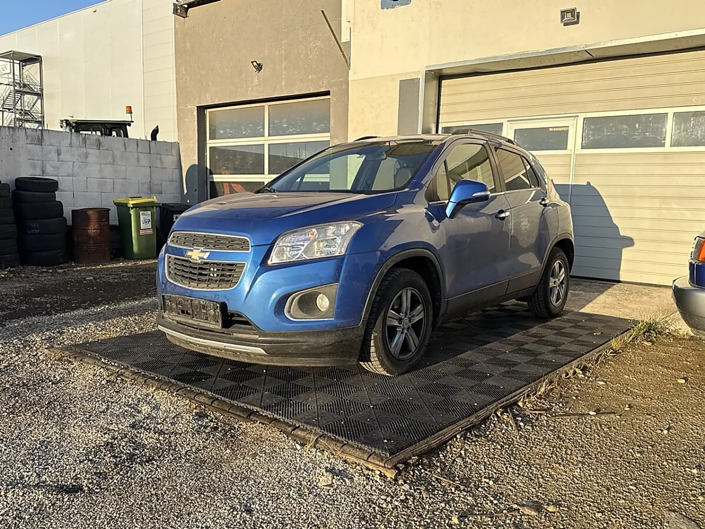 Chevrolet Trax 1,6 ECO LT Blau - 1
