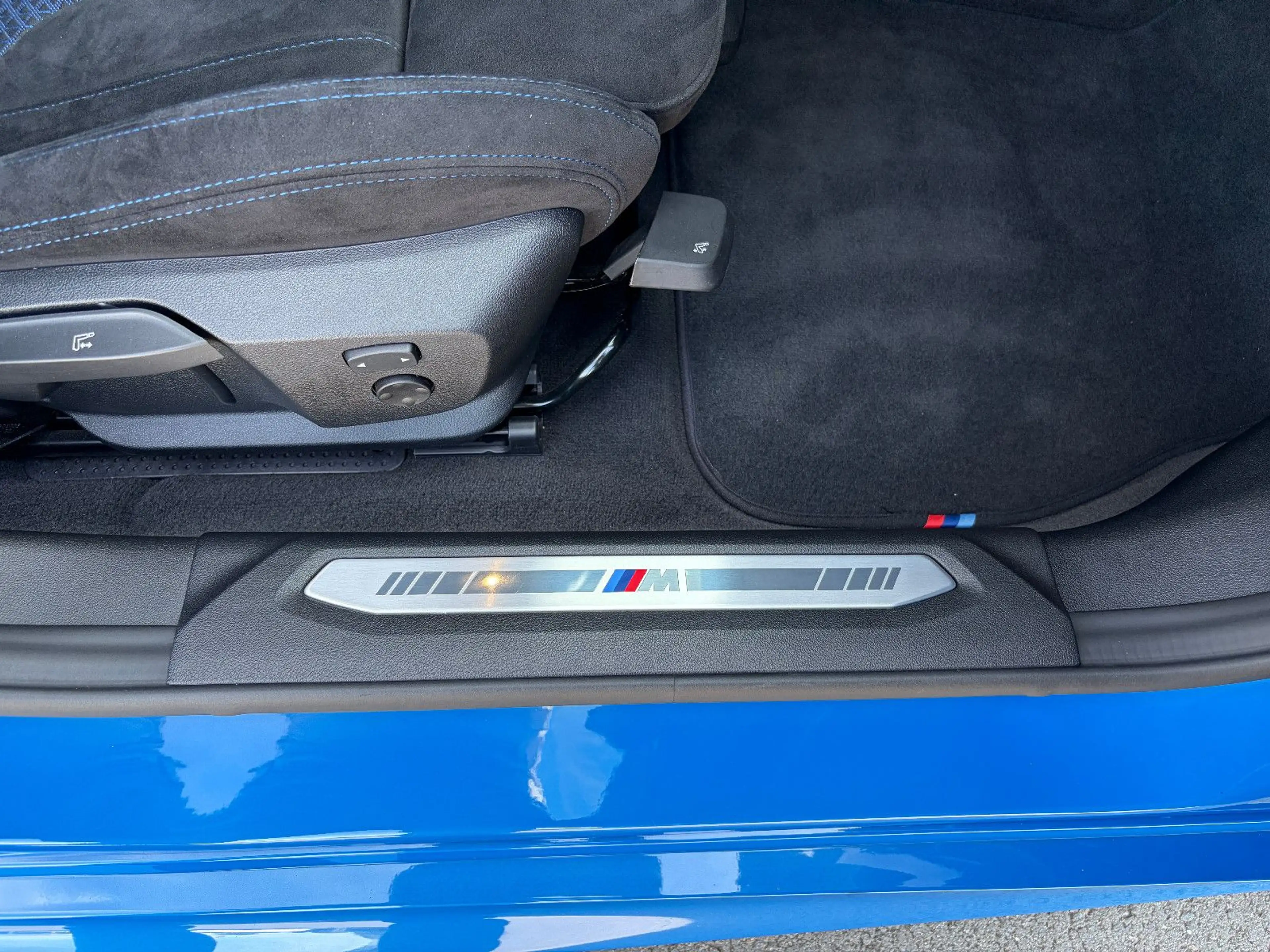 BMW 220 220d Gran Coupé xDrive M-SPORT LED M-SITZE NAV — photo 33