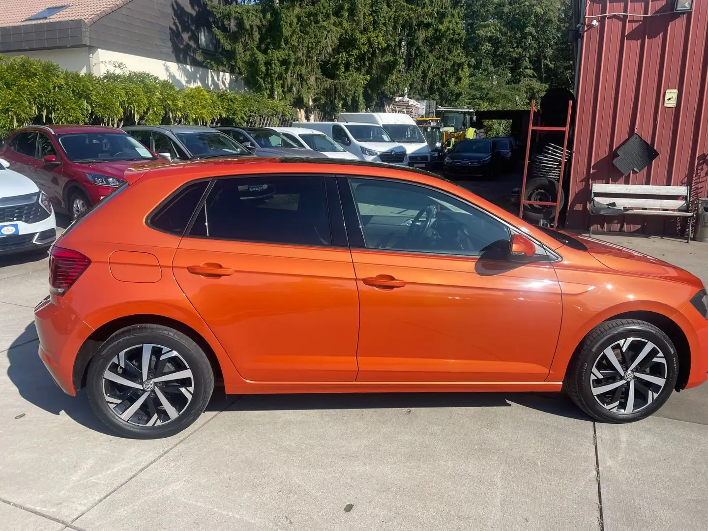 Volkswagen Polo VI Highline/Navi CarPlay/Klima/Panorama Orange - 2