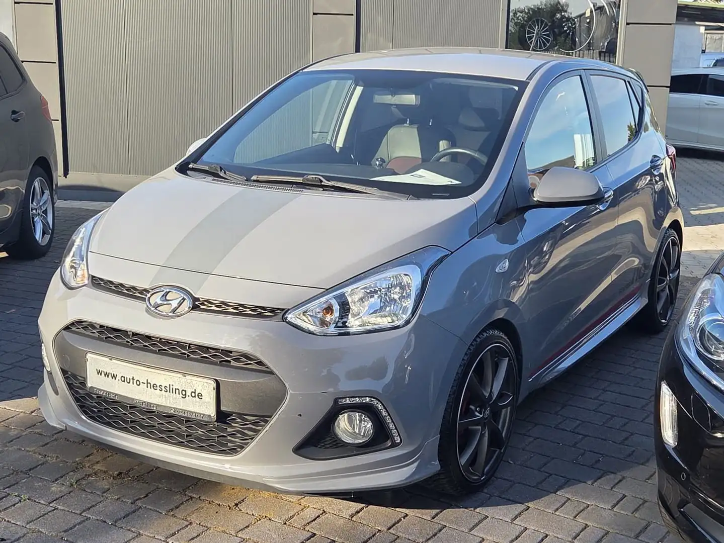 Hyundai i10 Sport Gris - 2