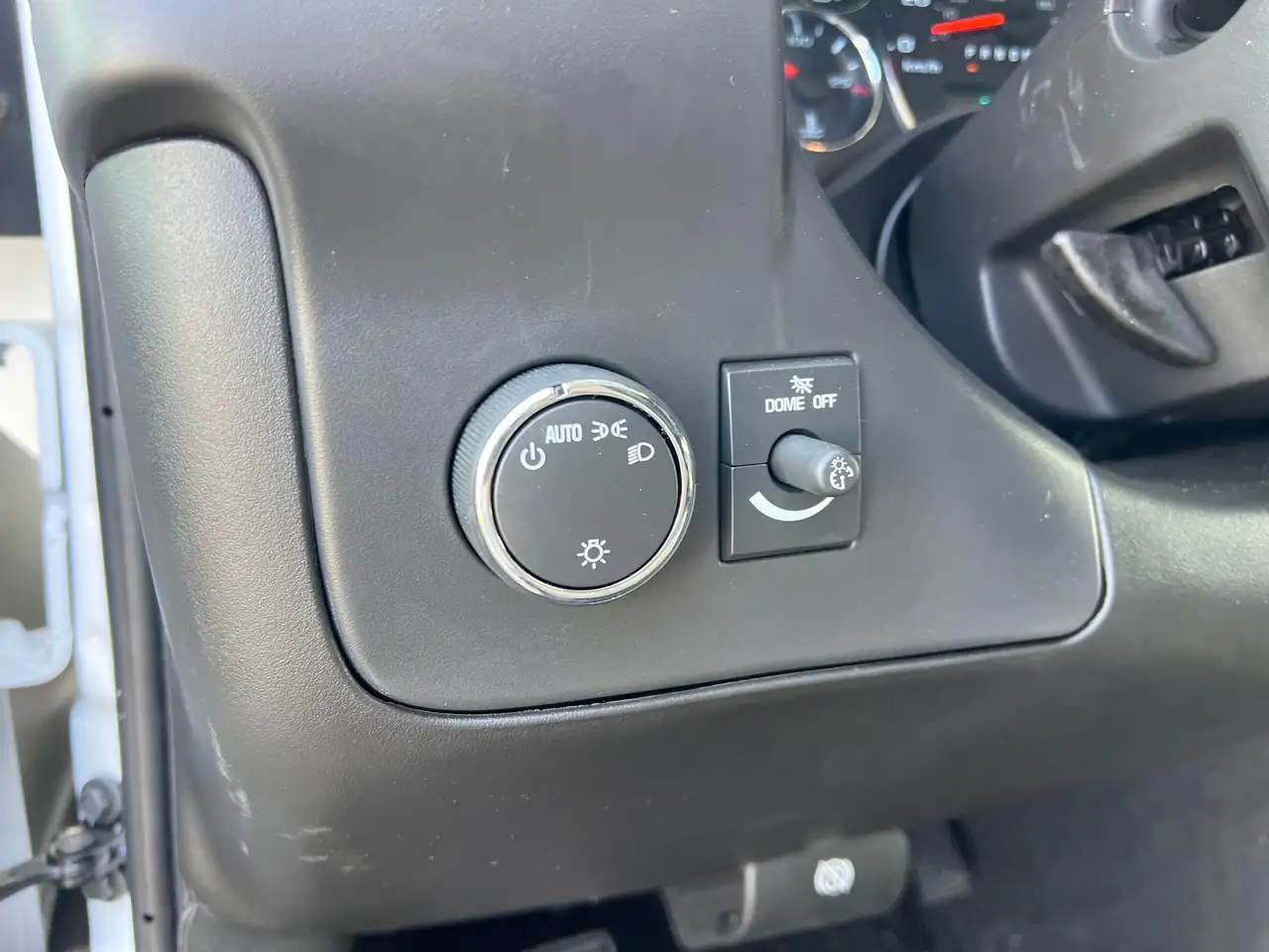GMC Savana снимка GMC Savana