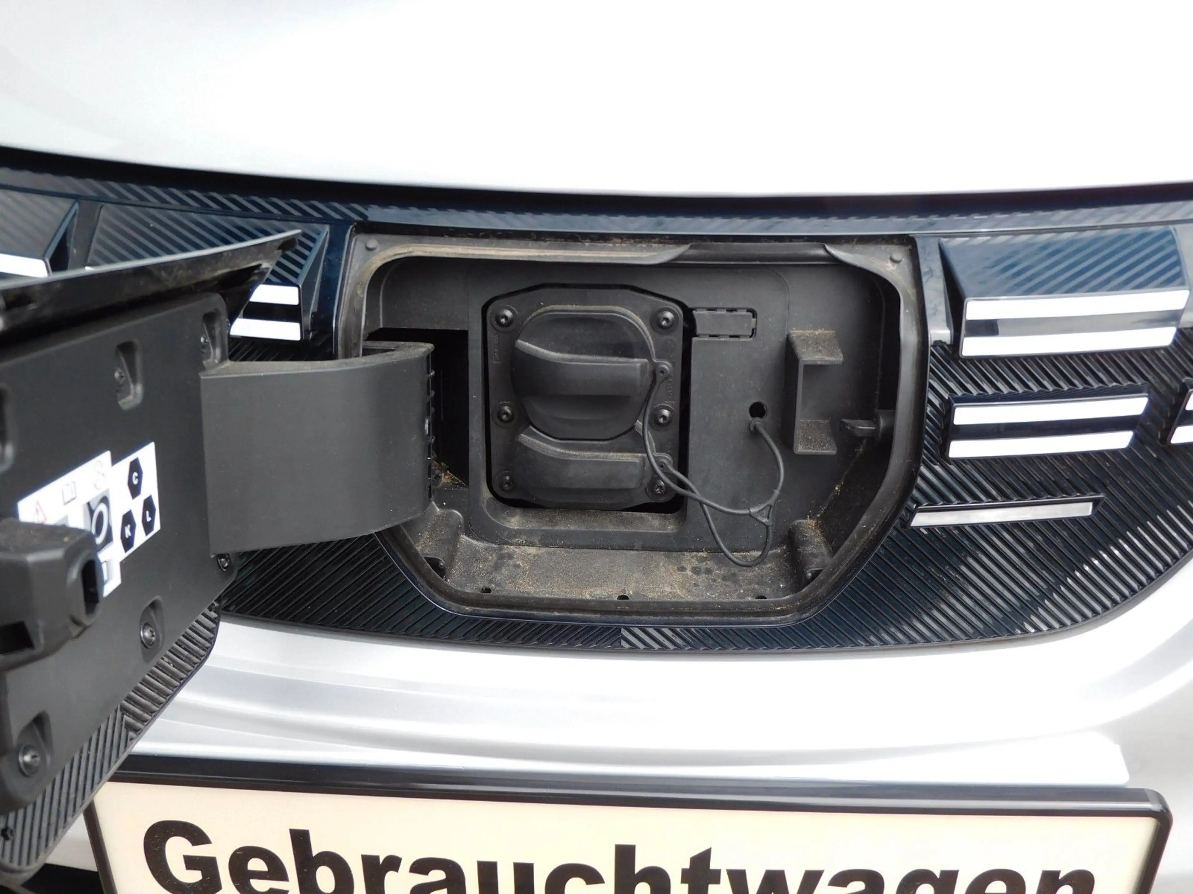 Dacia Spring Electric Essential — photo 19