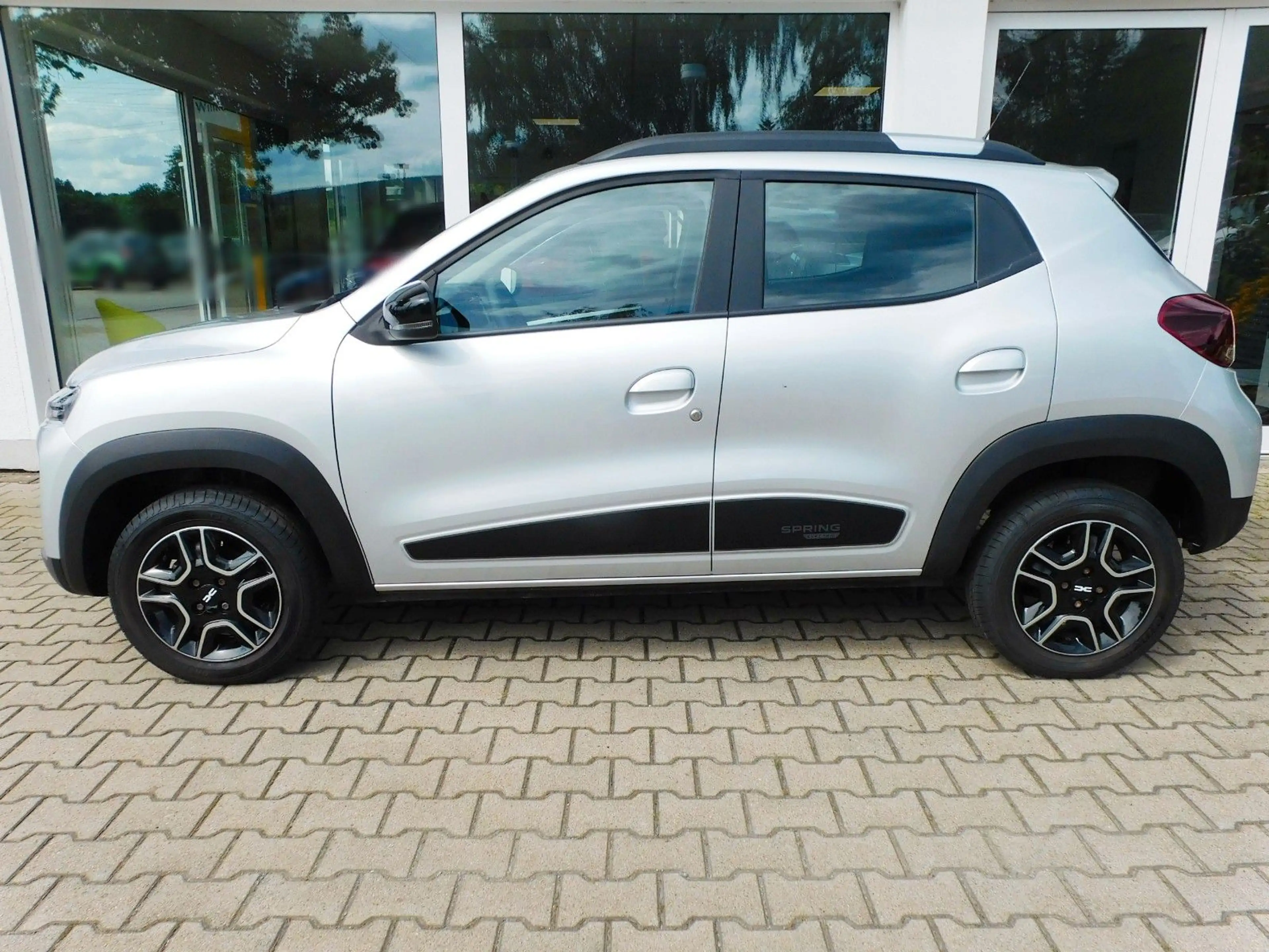 Dacia Spring Electric Essential — photo 3