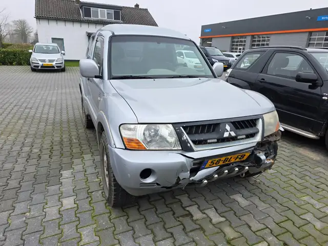 Mitsubishi Pajero 3.2 Di-D GLX HR