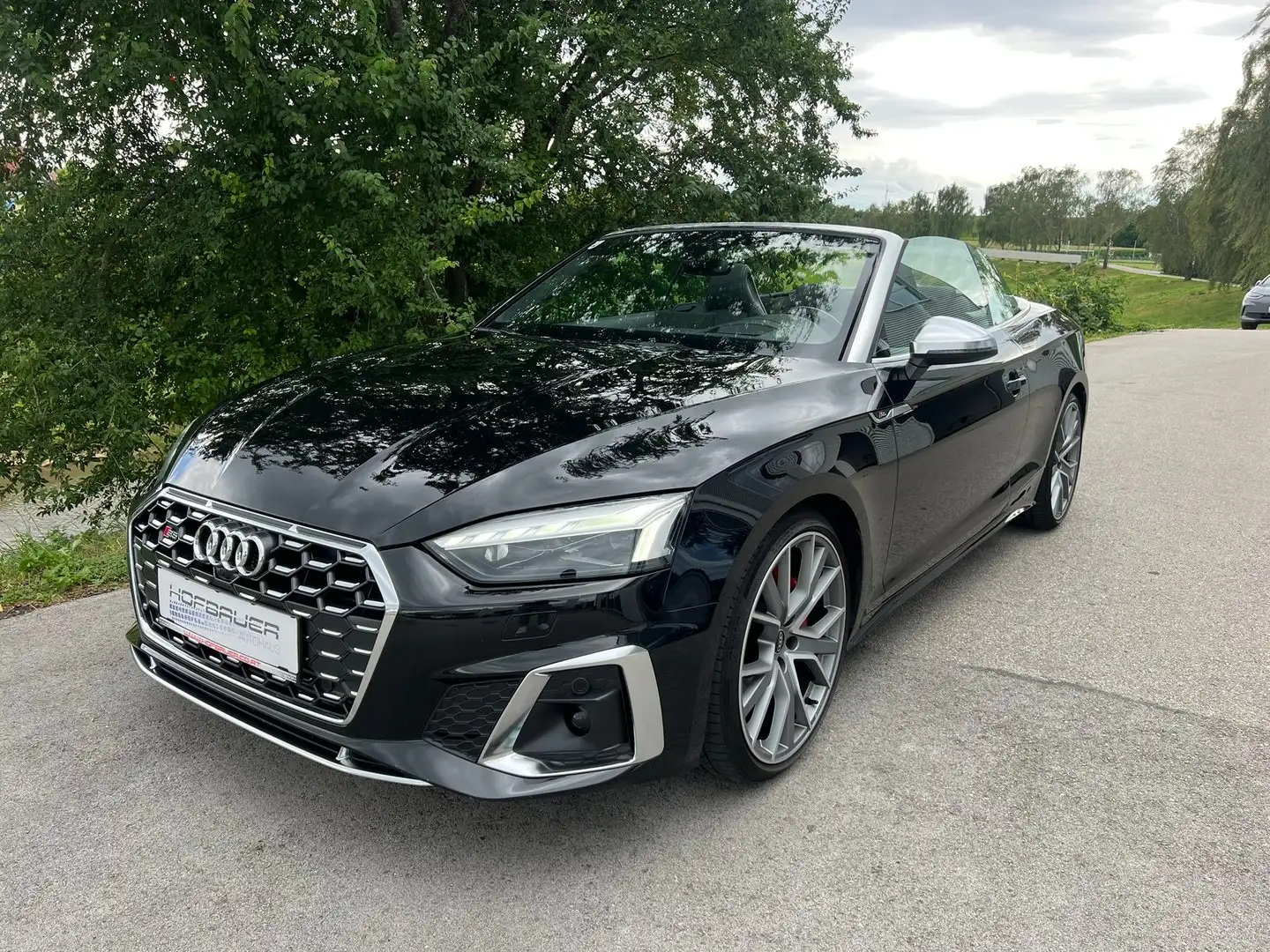 Audi S5 TFSI Schwarz - 2