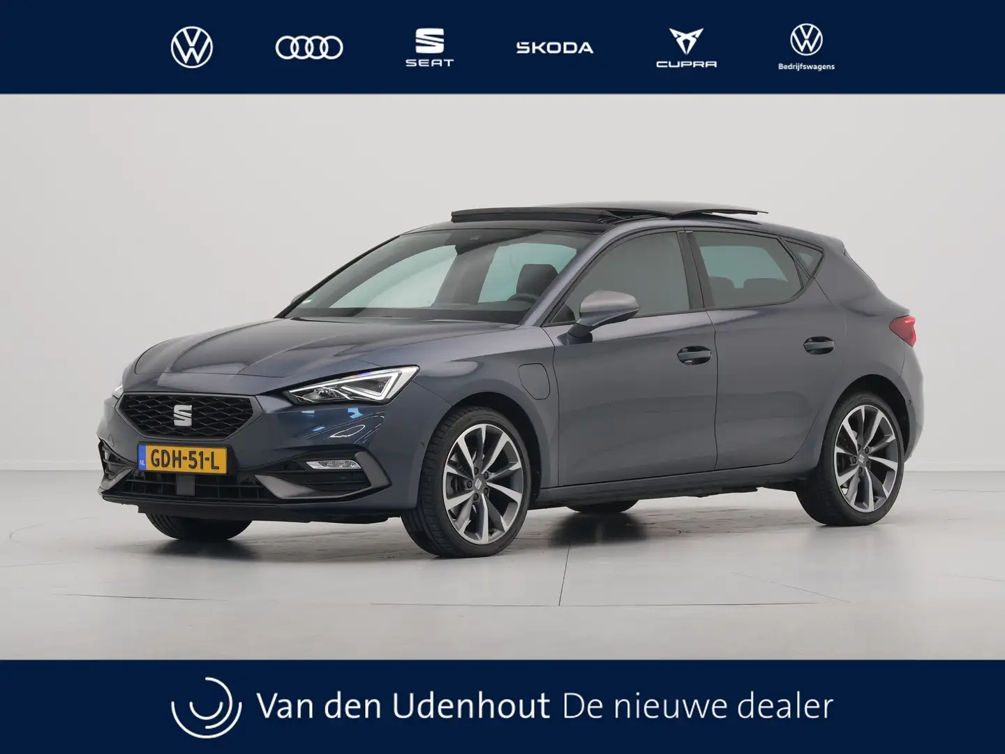 SEAT Leon 1.4 TSI eHybrid PHEV 204pk FR Business Intense Pan Grijs - 1