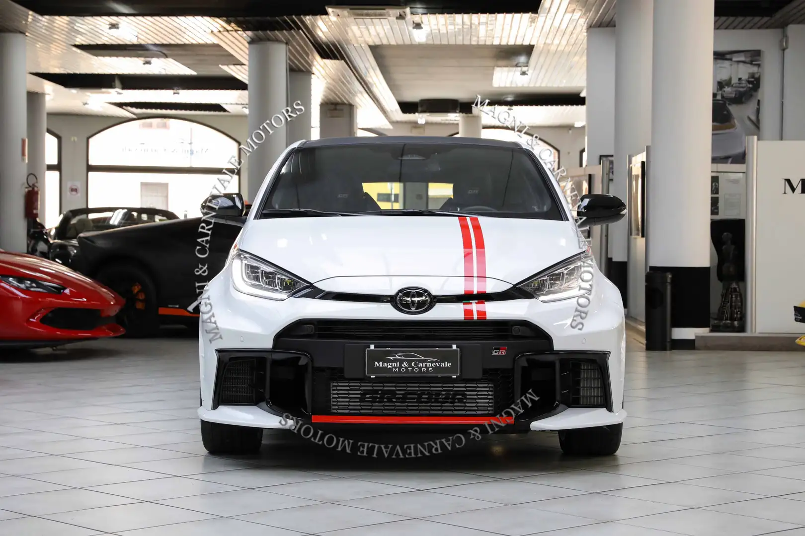 Toyota Yaris GR CIRCUIT "TGR ITALY" 1 OF 51 LIMITED EDITION Bianco - 2