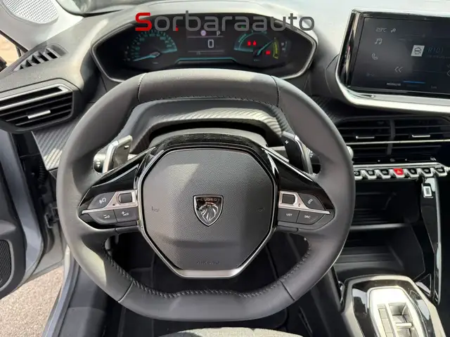 Peugeot 208 view 14