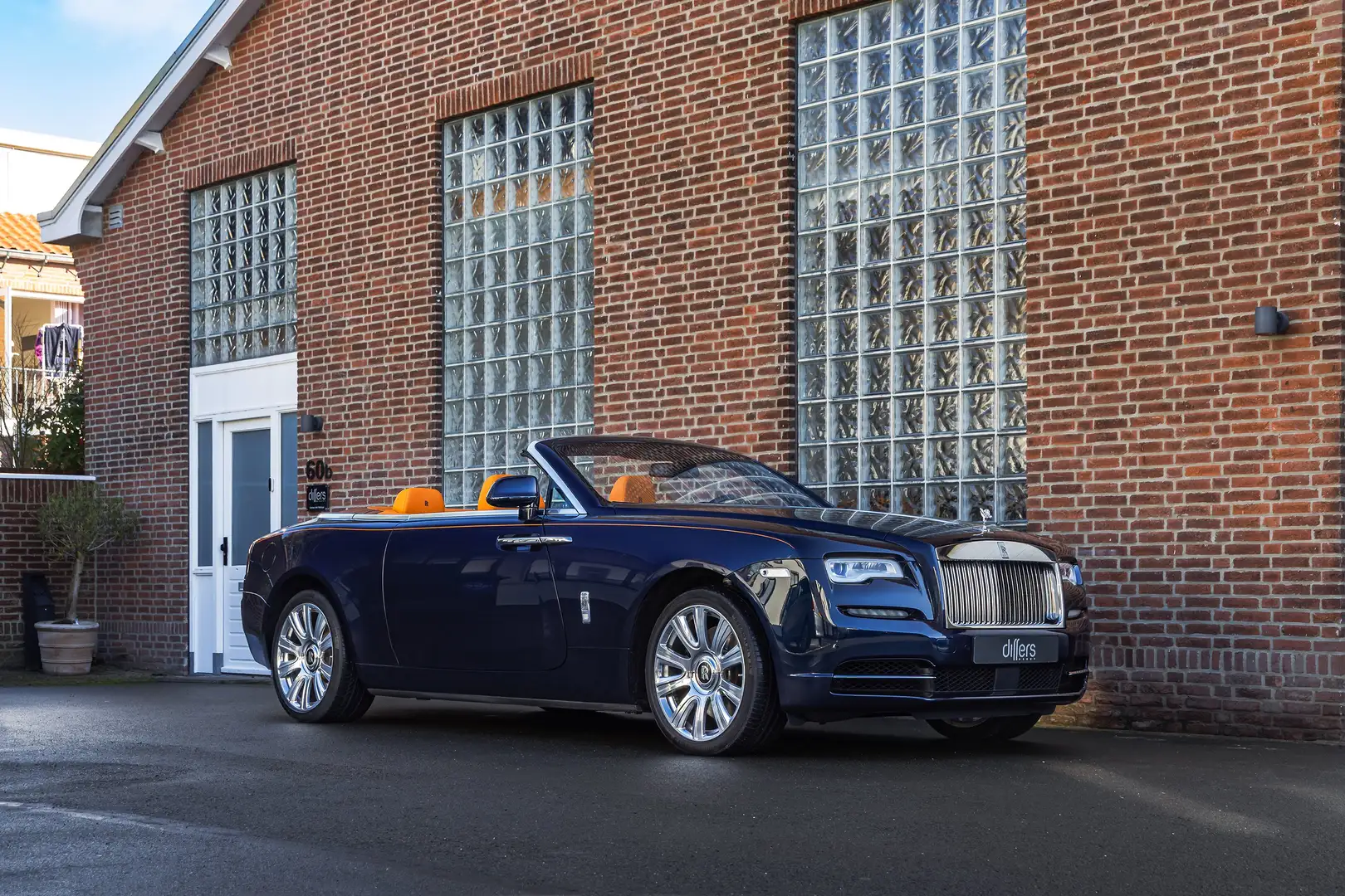 Rolls-Royce Dawn 6.6 V12 Blau - 1