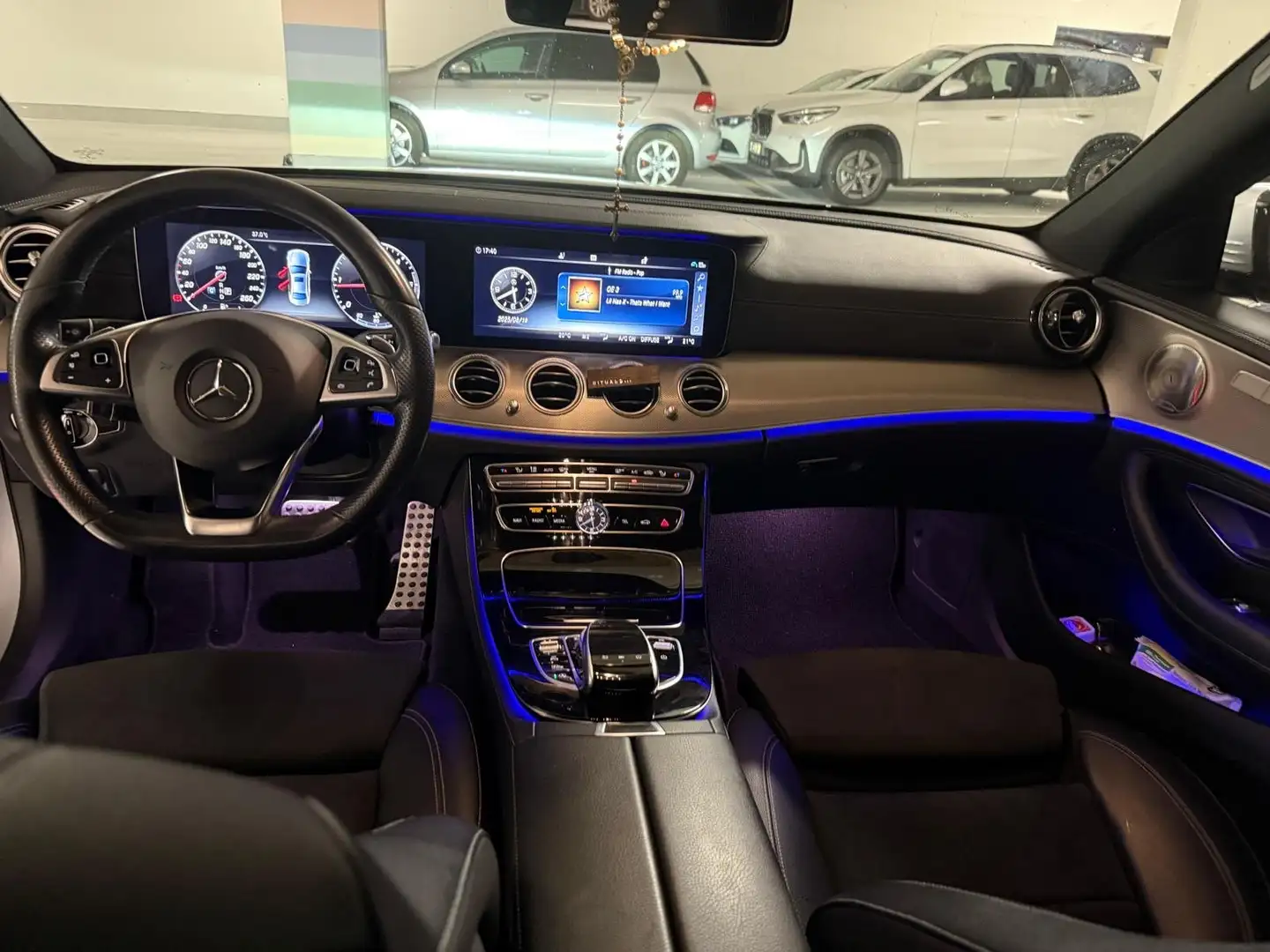 Mercedes-Benz E 220 d 9G-TRONIC AMG Line - 2