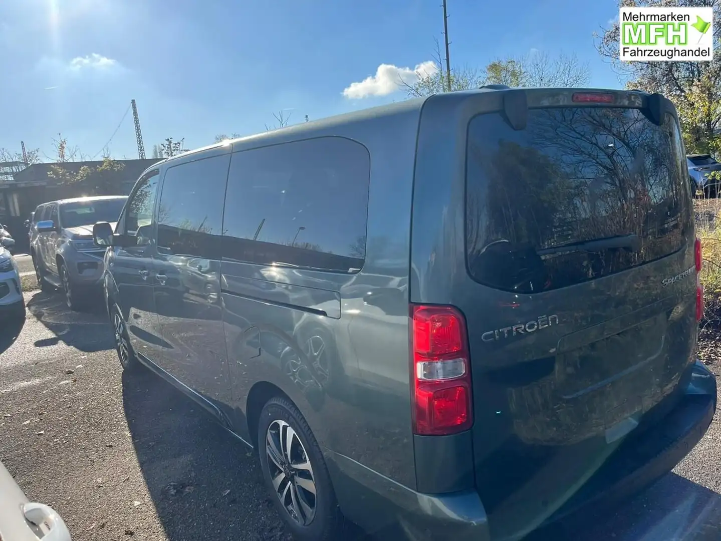 Citroen Spacetourer MAX 180 AT8 XL Pano Nav Leder SHZ 8S 130 kW (17... Verde - 2