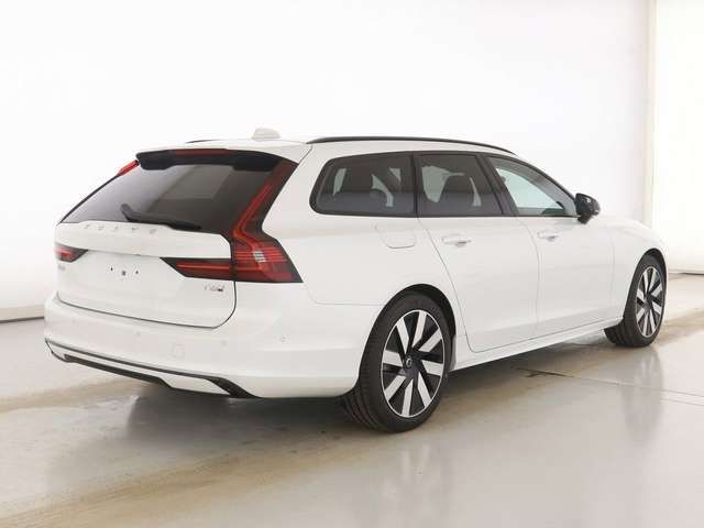 Volvo V90 T6 Plus Dark Recharge Plug-In Hybrid AWD