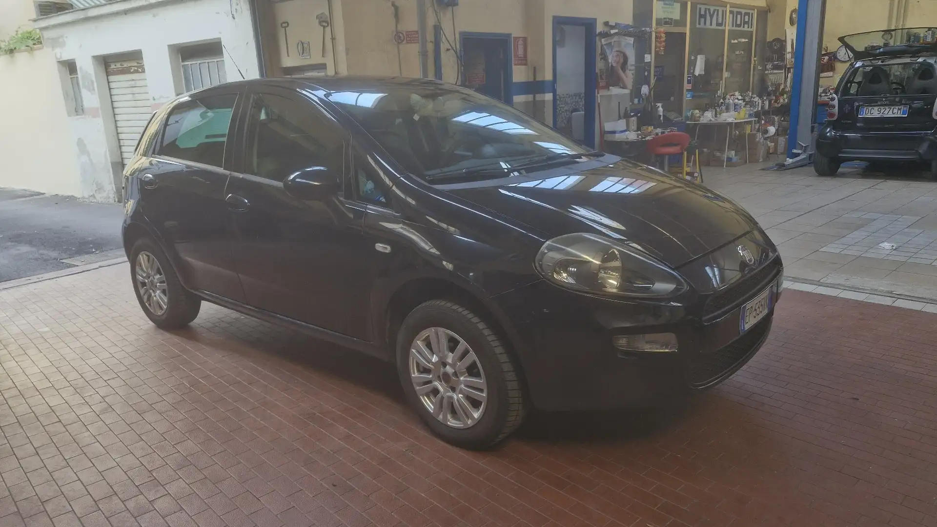 Fiat Grande Punto 5p 1.4 natural power Actual 77cv - 2
