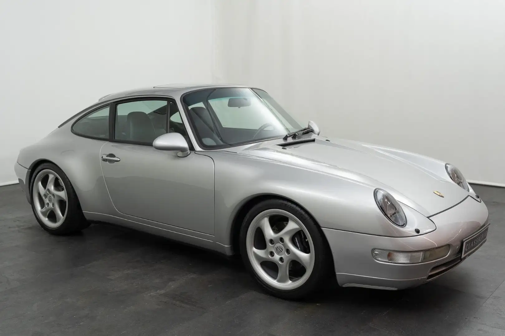Porsche 993 911 / 993 Carrera Coupé Silber - 2