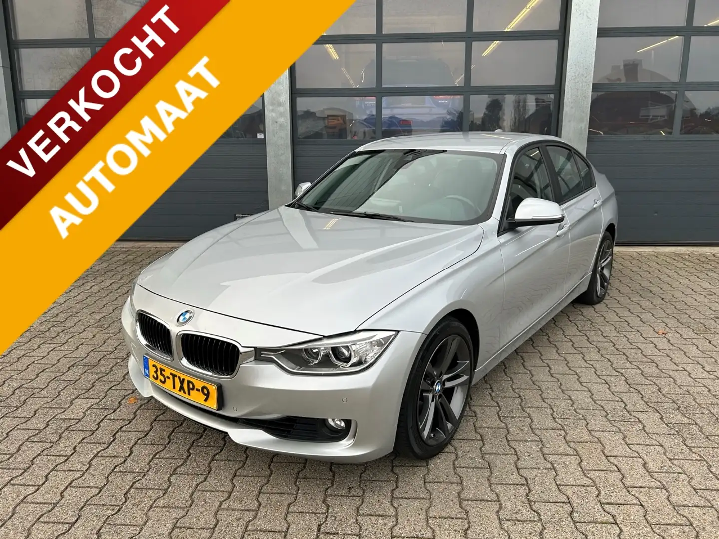 BMW 320 3-Serie (e90) 320i 184pk Automaat High Executive Gris - 1