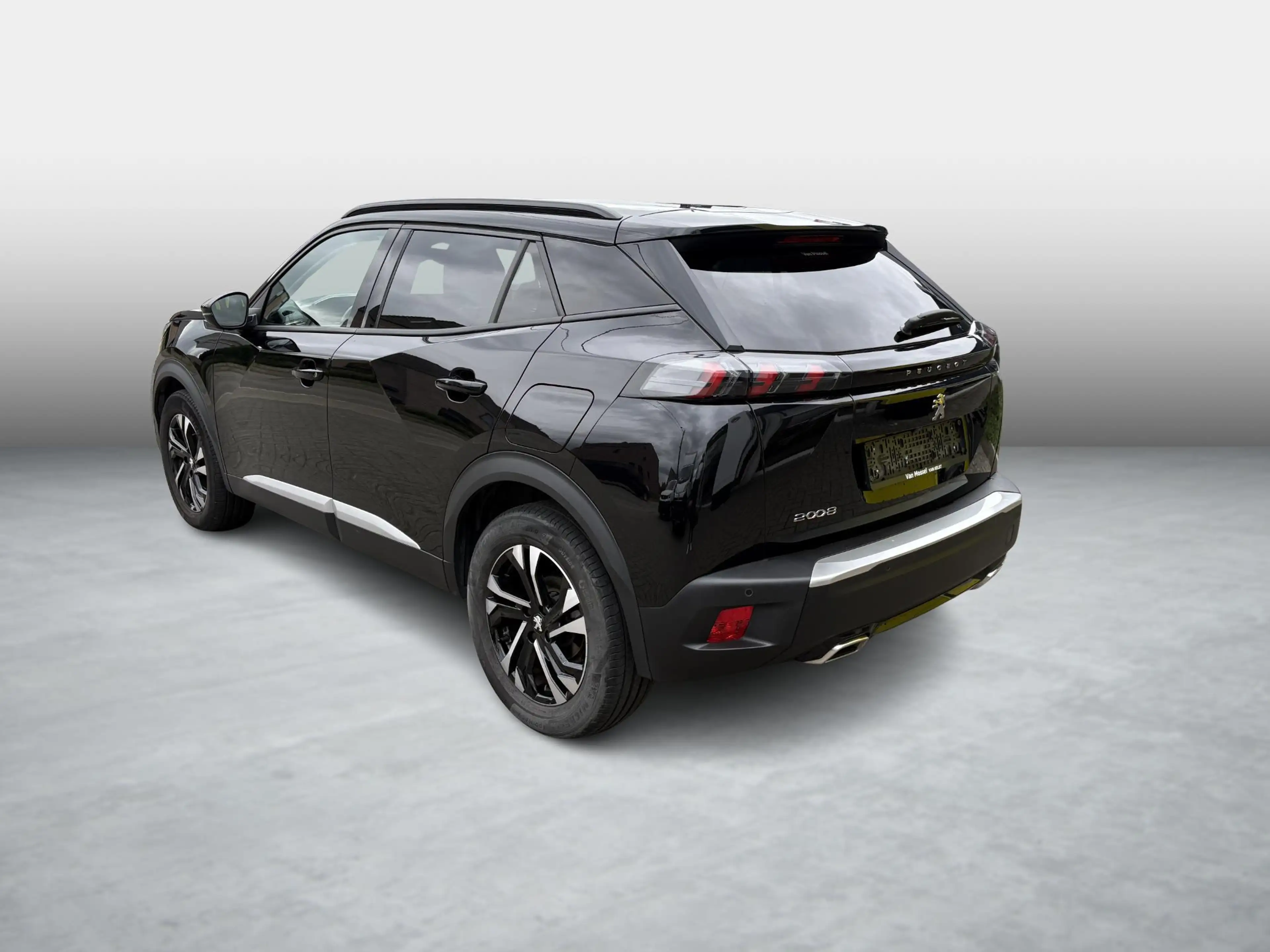Peugeot 2008 1.2 Puretech 96kW S&S EAT8 Allure — photo 3