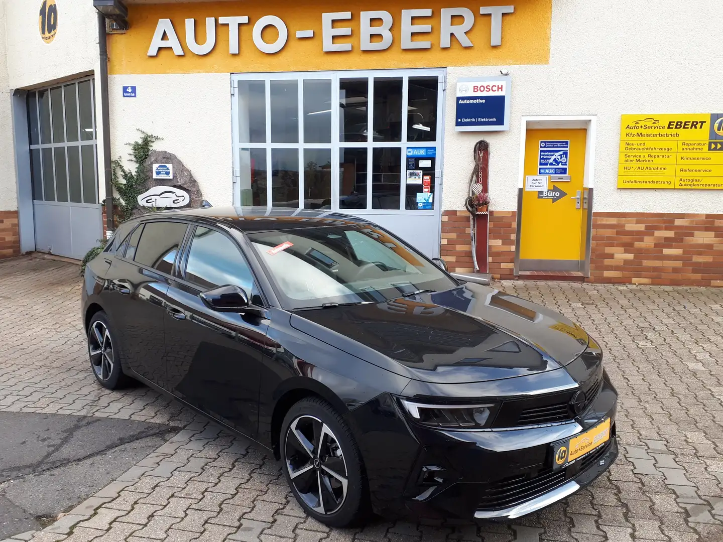 Opel Astra L Lim. 1.2 "GS" AUTOMATIK, NAVI, Sitzhzg., DAB - 1