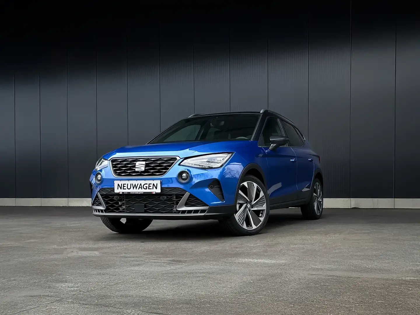 SEAT Arona FR 1.5 DSG LED NAVI ALU Blau - 1