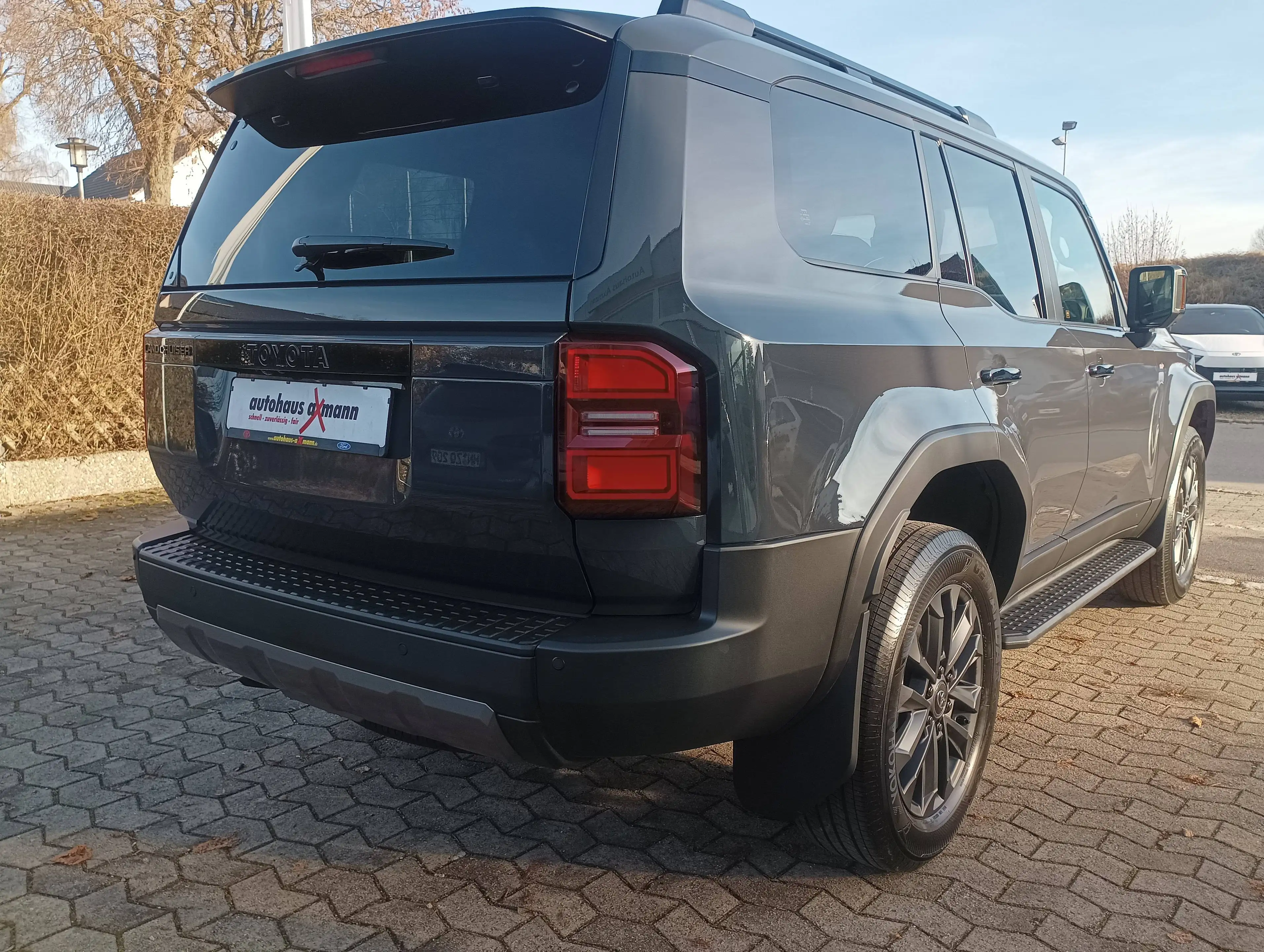 Toyota Land Cruiser 2.8 D-4D Mild-Hybrid Lounge — photo 5