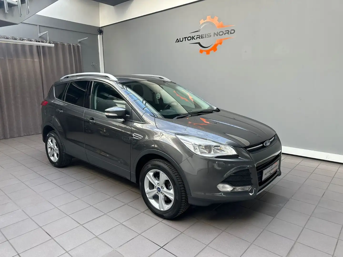 Ford Kuga Sync Edition +HU NEU+ SHZ+PDC Grau - 2