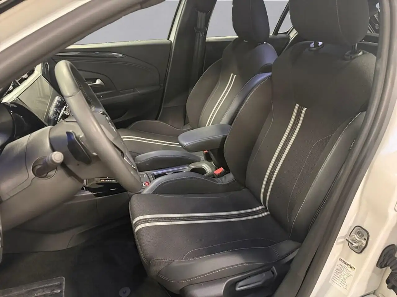 Opel Corsa 1.2 GS s&s 100cv at8 10