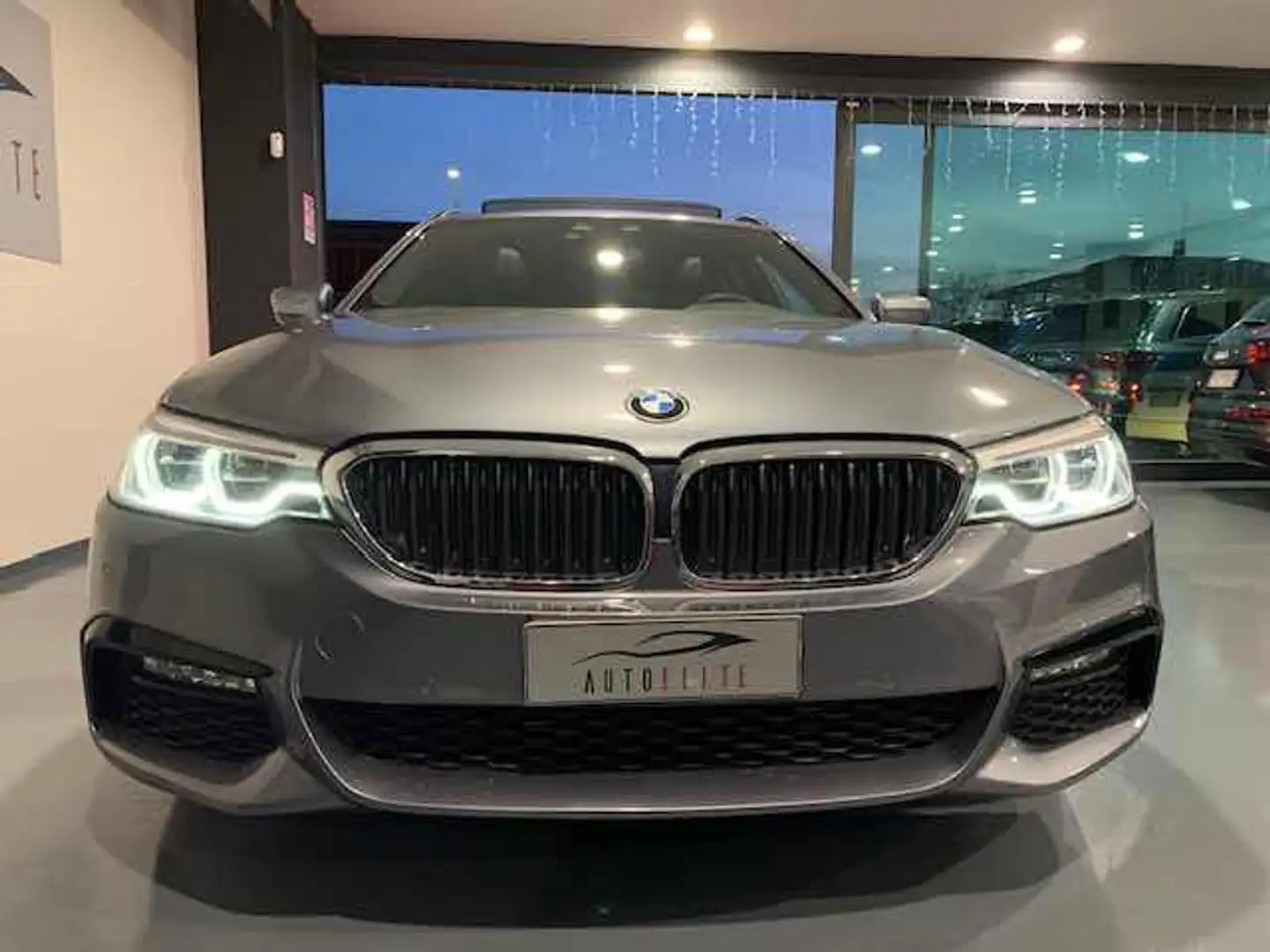 BMW 530 d xDrive Touring Msport Grigio - 2