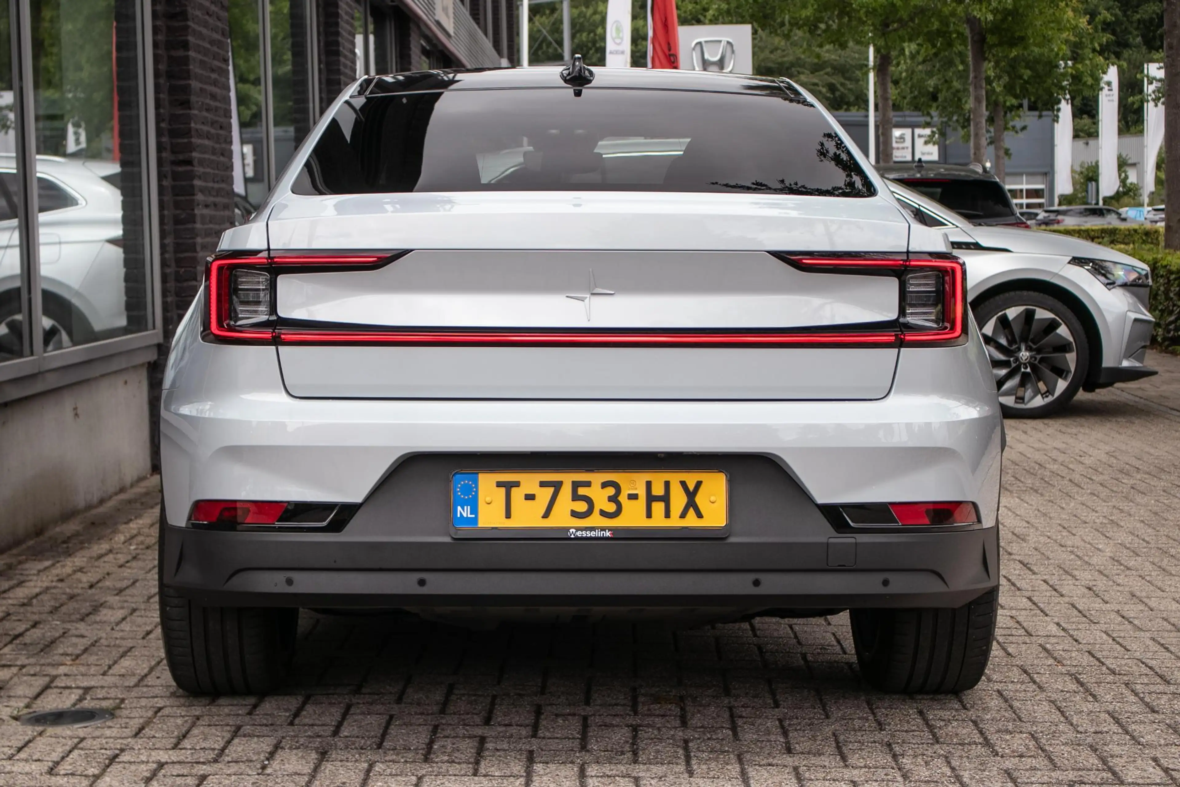 Polestar 2 Long Range Dual Motor Performance Plus 82 kWh SOH — photo 15