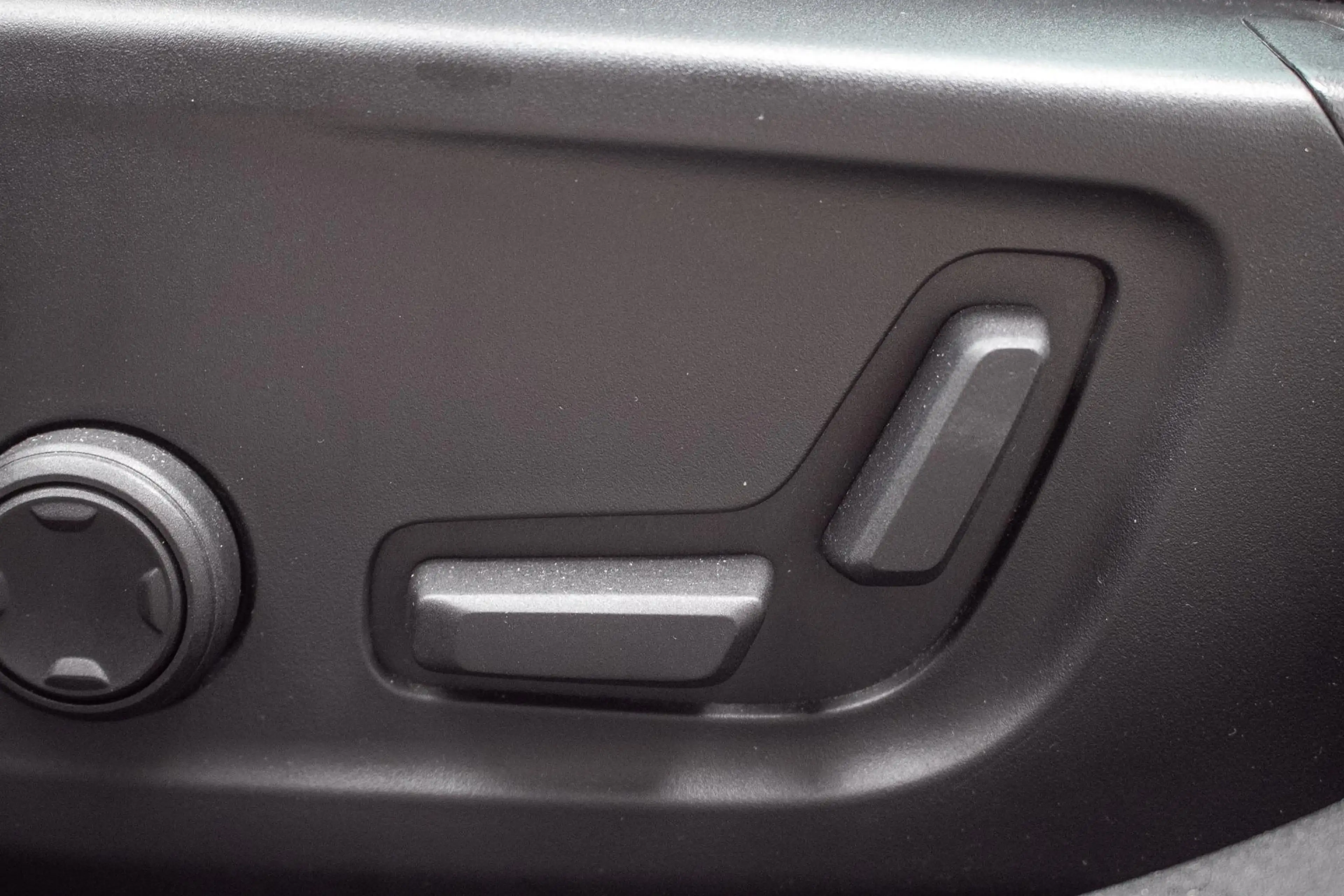 Polestar 2 Long Range Dual Motor Performance Plus 82 kWh SOH — photo 7