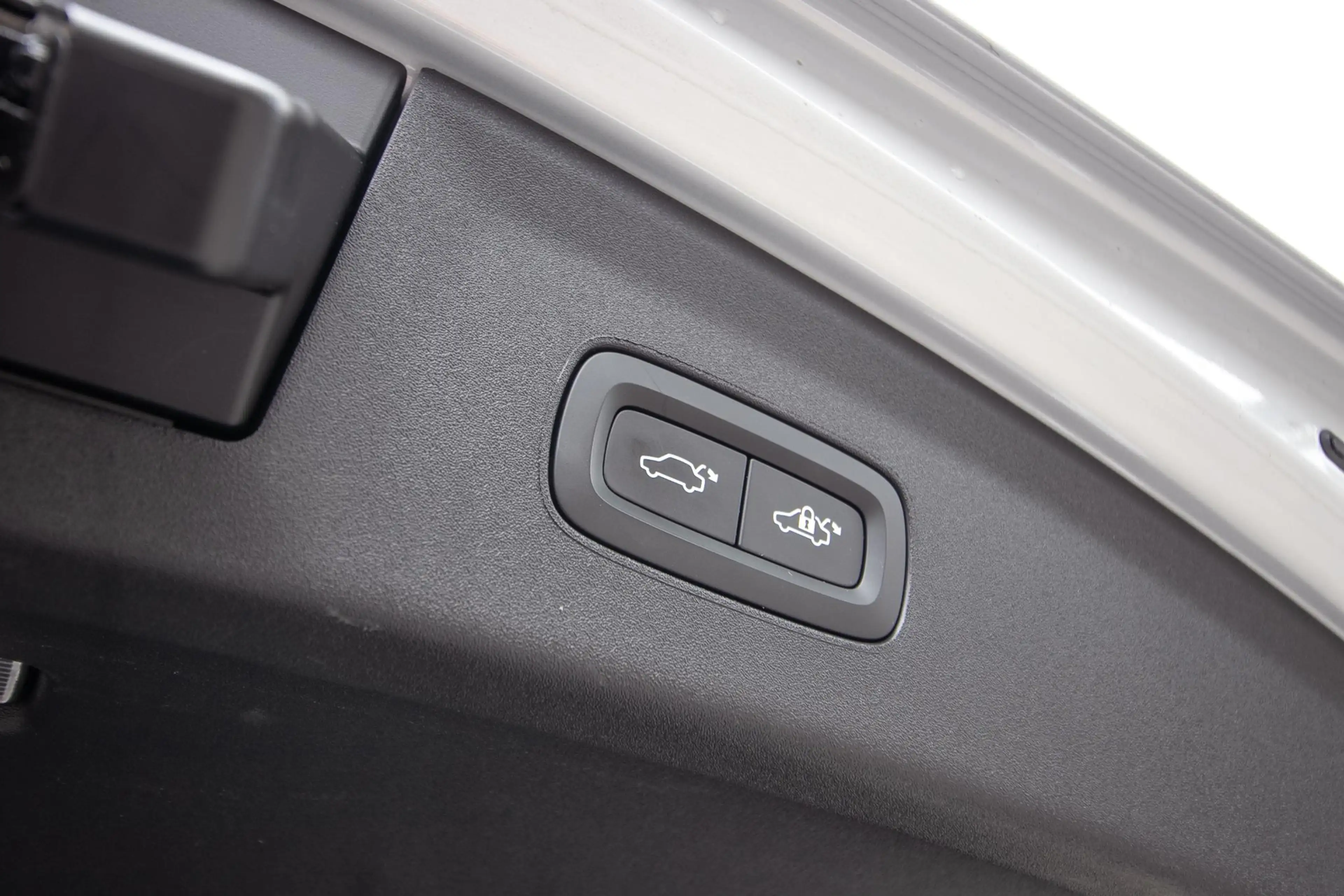 Polestar 2 Long Range Dual Motor Performance Plus 82 kWh SOH — photo 13