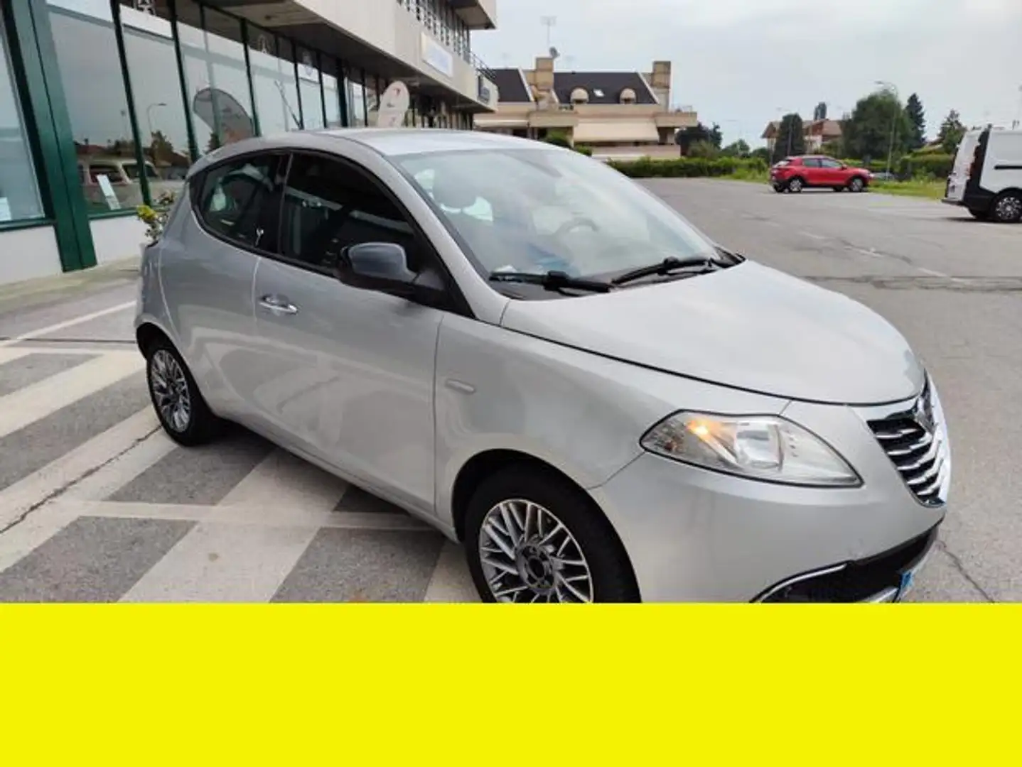 Lancia Ypsilon - 1